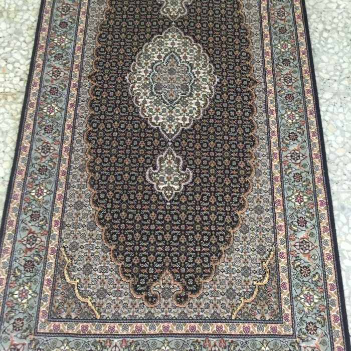 Tabriz Persian Runner 10.8 x 2.6 ft (325 X .77 cm)