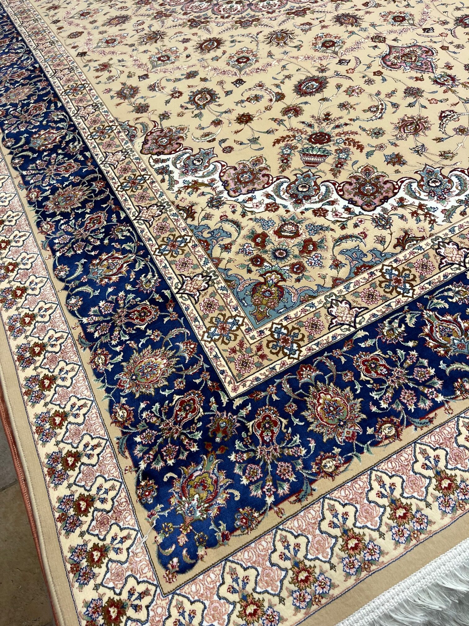 Persian Silk Machine Made Rug 5 X 7.5 ft (150 X 220 cm) Rugs Place