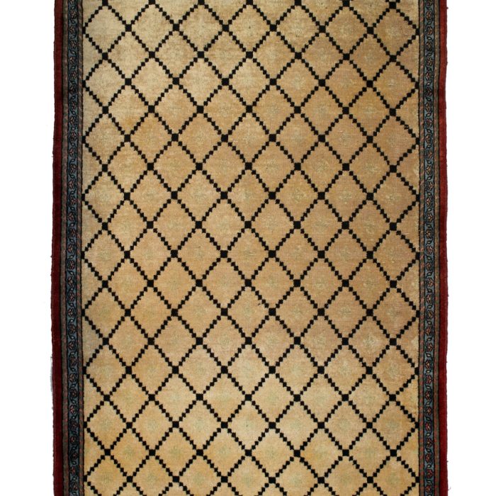 Handmade Vintage Persian Rug 6.9 X 4.3 ft (206 X 130 cm)