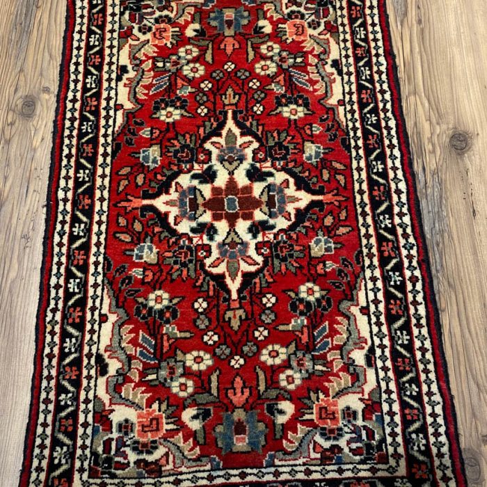 Persian Handmade Wool Rug   3.6 X 2.1ft (105 X 64cm)