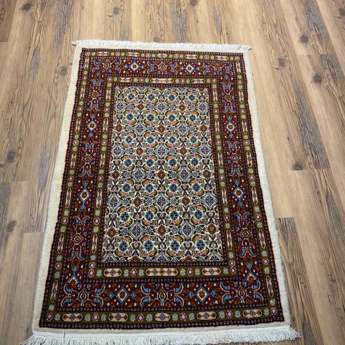 Persian Handmade Wool Rug Size: 3.11 X 2.8 ft (120 X 80 cm)
