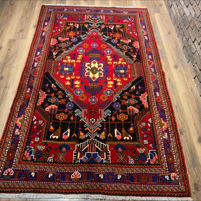 Persian Handmade Wool Rug   7.7 X 4.7 ft (230 X 140 cm)