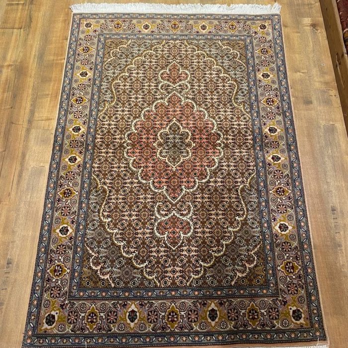 Persian Handmade Wool & Silk Rug Size: 3.11 X 2.8 ft (119 X 82 cm)