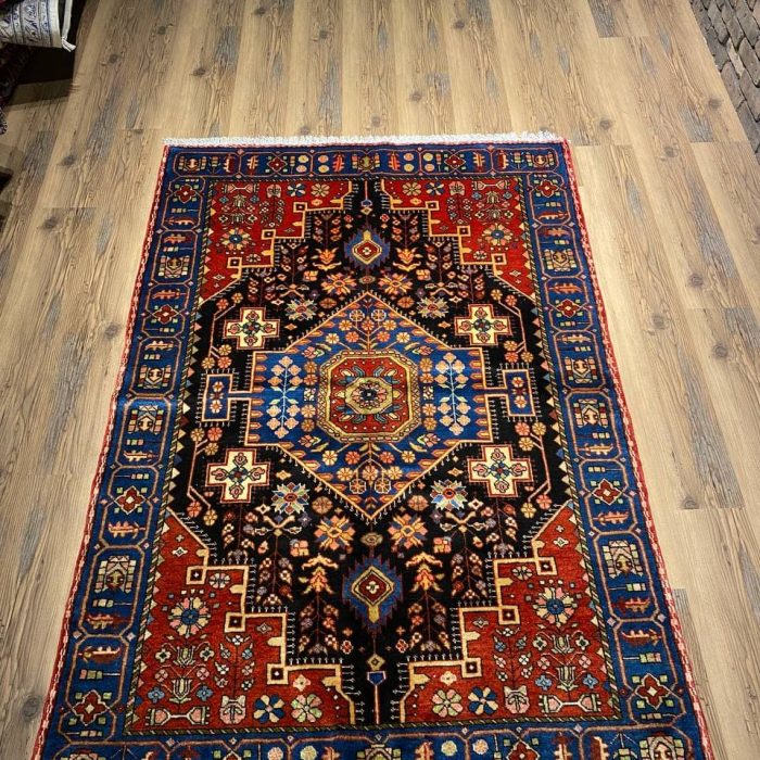 Wool Persian Handmade Rug   6.5 X 4.5 ft (195 X 134 cm)