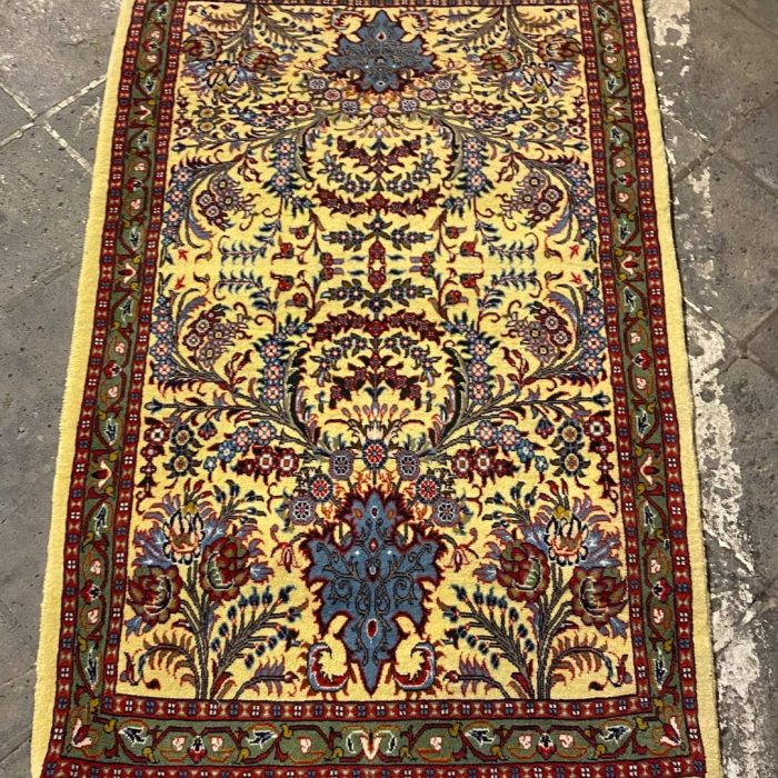 Persian Handmade Wool Rug Size: 4 X 2.8 ft (120 X 78 cm)