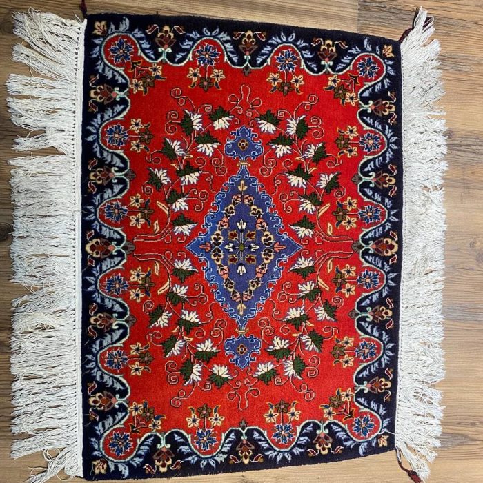 Persian Handmade Wool Rug   3.2 X 2.3 ft (95 X 70 cm)