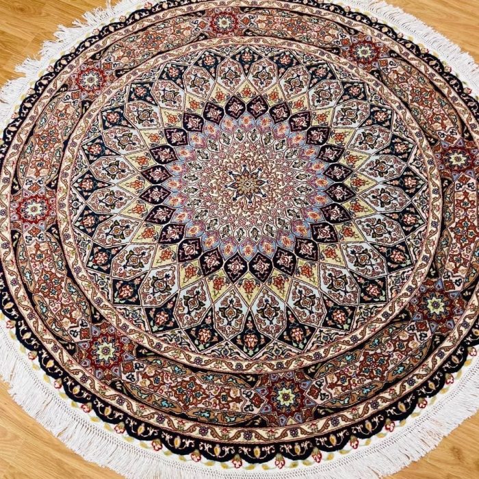 Persian Handmade Wool & Silk Rug   5.2 X 5.2. ft (157 X 157 cm)