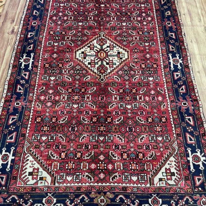 Persian Handmade Wool Rug  8 X 4.1 ft (243 X 148 cm)