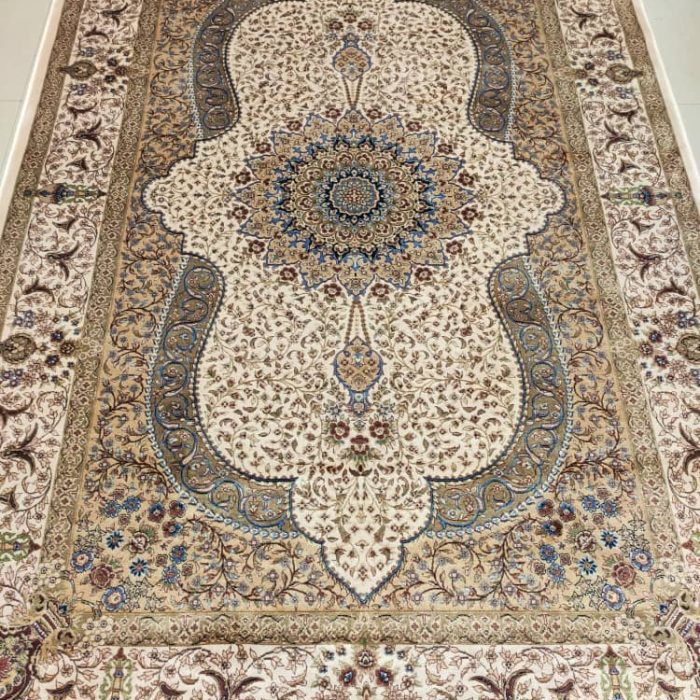 Silk Persian Machinery Rug Size: 5 X 3.3 ft (150 X 100 cm)