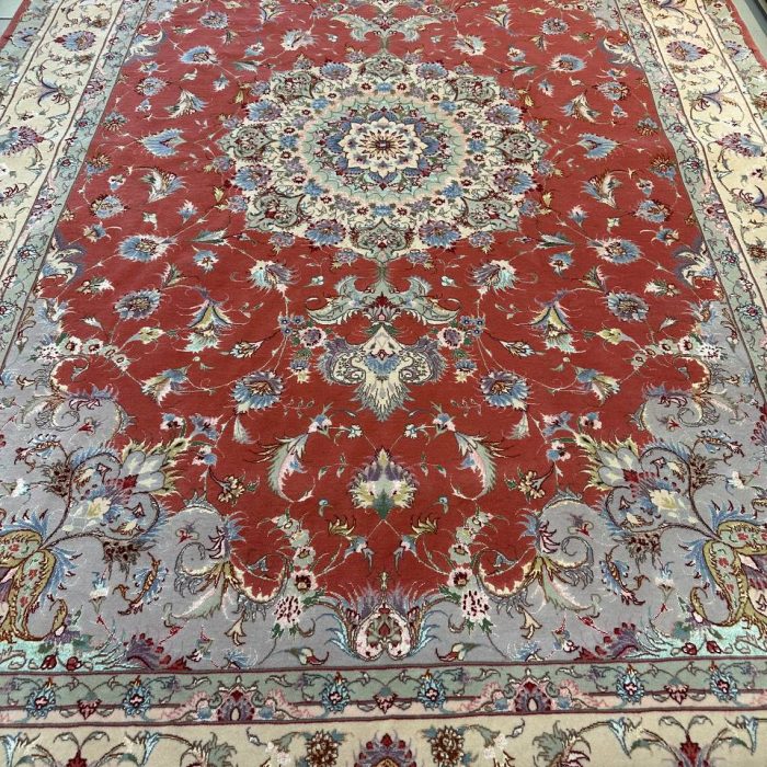 Wool & Silk Persian Tabriz Rug Size: 10.2 x 6.6 ft (310 X 197cm)