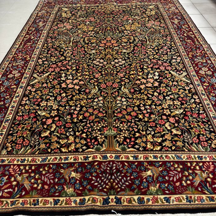 Persian Kerman Wool Hand-Made Rug Size: 9 x 6.1 ft (275 X 184 cm)